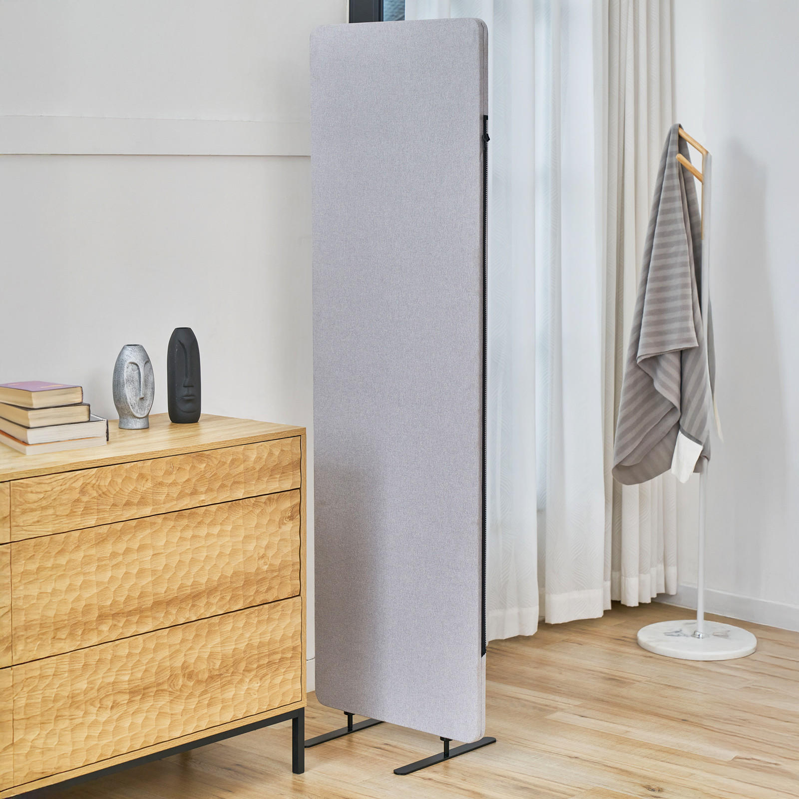 Thumbnail - Svita Trennwand, Hellgrau, Textil, Rechteckig, 50x167x35 cm, Wohnzimmer, Raumteiler & Paravents, Paravents