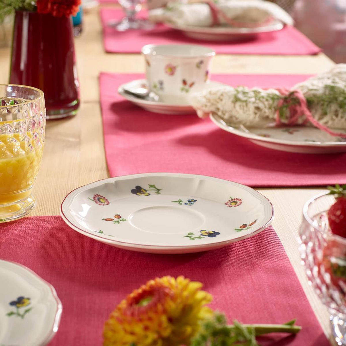 FRÜHSTÜCKSUNTERTASSEN Petite Fleur weiß ø 17 cm 6er Set - Weiß, Keramik (17cm) - Villeroy & Boch