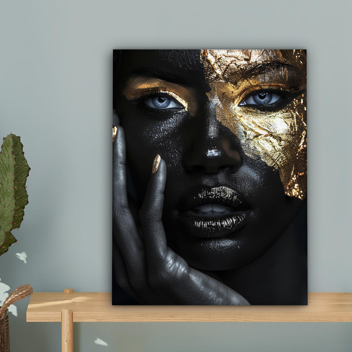 LEINWANDBILD Frau - Gold - Porträt - Schwarz-Weiß - Luxus Room Decor 30x40 cm - Hellblau, Textil (30/40cm) - MuchoWow