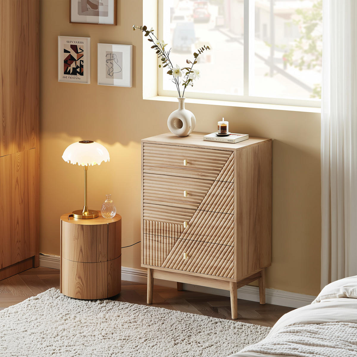 KOMODA 60 cm hrast – predalnik s 4 predali in lesenimi nogami, moderna - barve hrasta, leseni material (60/90/40cm) - Urban Meuble