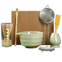 TEEZUBEHÖR 7-teiliges Set Matcha Schale mit Ausguss und Bambusbesen - Grün, Keramik (12.5/1.5/14cm)