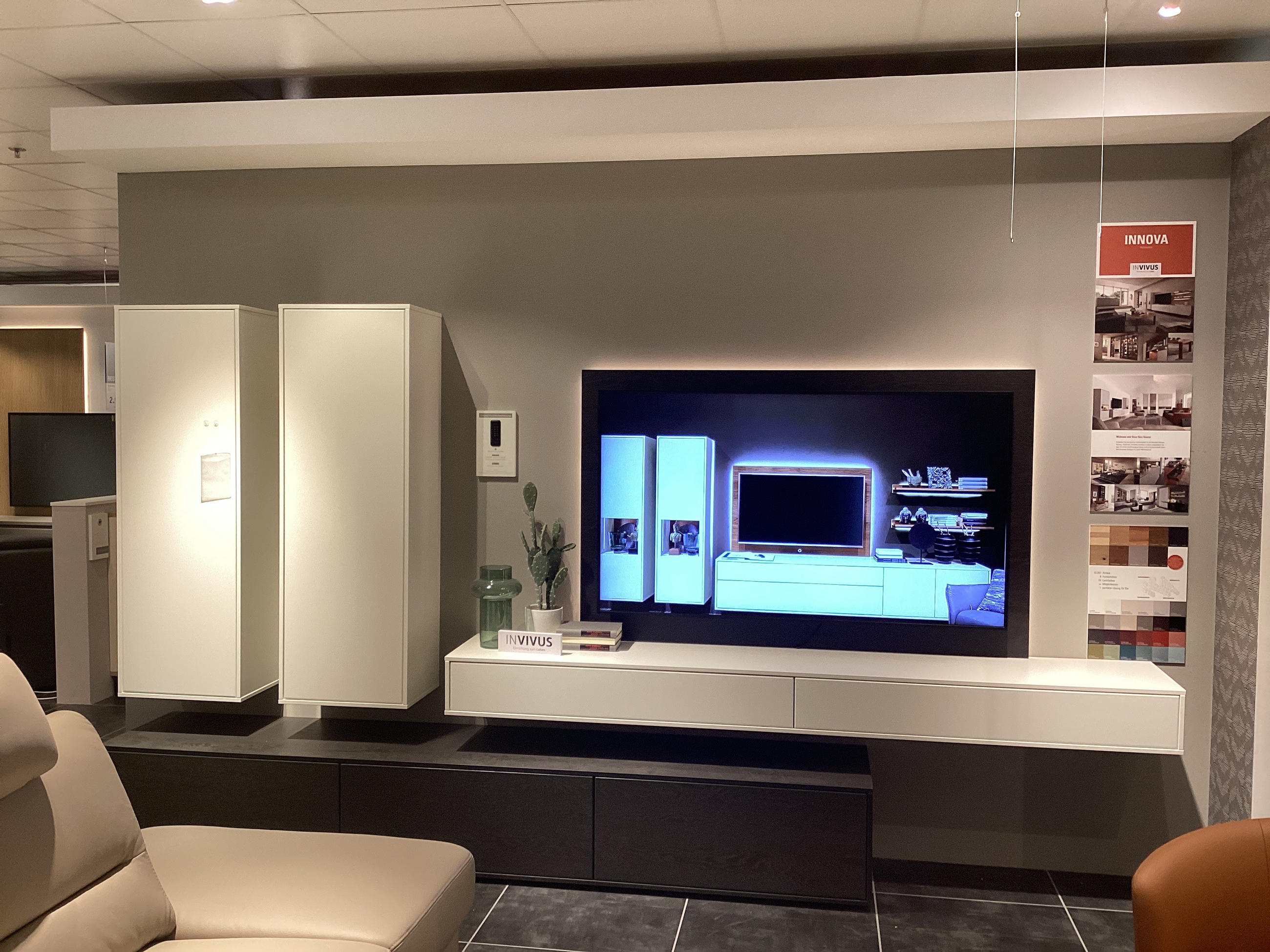 Wohnwand „INNOVA“ Ausstellungsstück - Invivus