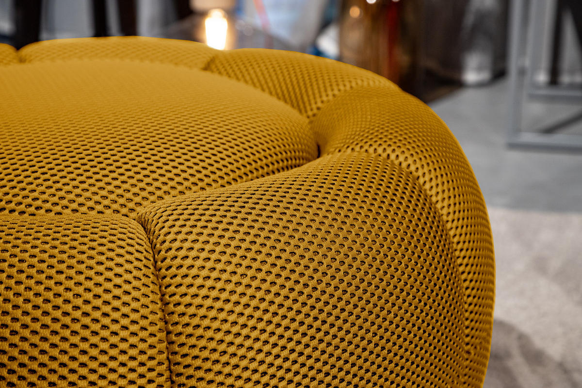 SESSEL UND POUF FIGO UND FAGO, gelb - Gelb, Holzwerkstoff/Textil (104/83/104cm) - Courtois Laville