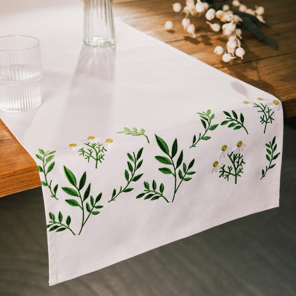 TISCHLÄUFER Sula 40/160 cm - Weiß, Textil (40/160cm) - Homla
