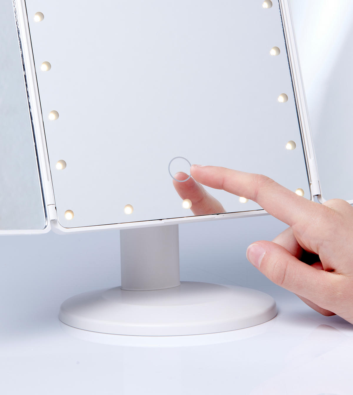LED-KOSMETIKSPIEGEL - dimmbar mit Farbtemperaturwechsel und integriertem Akku für Badezimmer und Schminktisch - Weiß, Kunststoff (18.5/29/2.3cm) - Northpoint