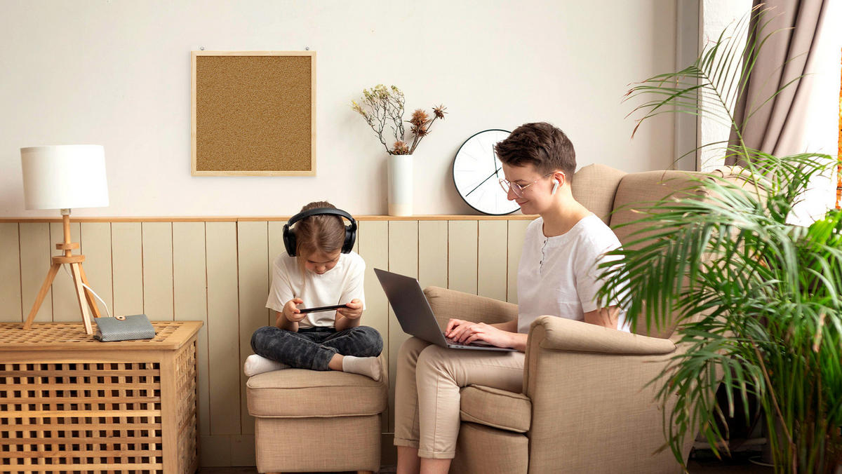 PINNWAND, Korktafel 40x40 cm, Naturholzrahmen - Braun, Holz (40/40/1.5cm) - ALLboards