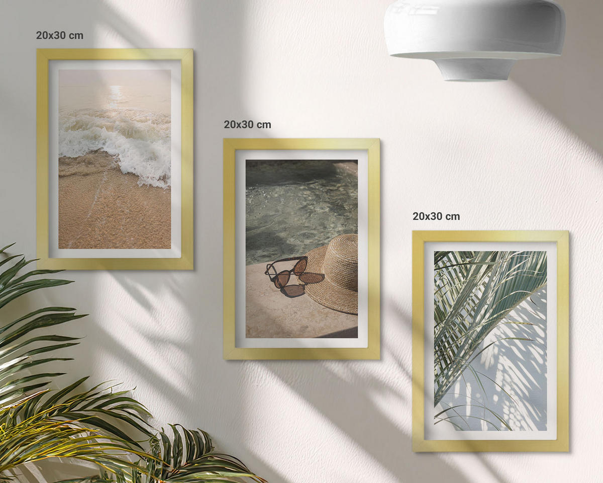 WANDBILDER 3er Set - 20x30 cm Goldrahmen - Strandhut und Sonnenbrille - Goldfarben, Kunststoff (20/30cm) - ArtPrintCave