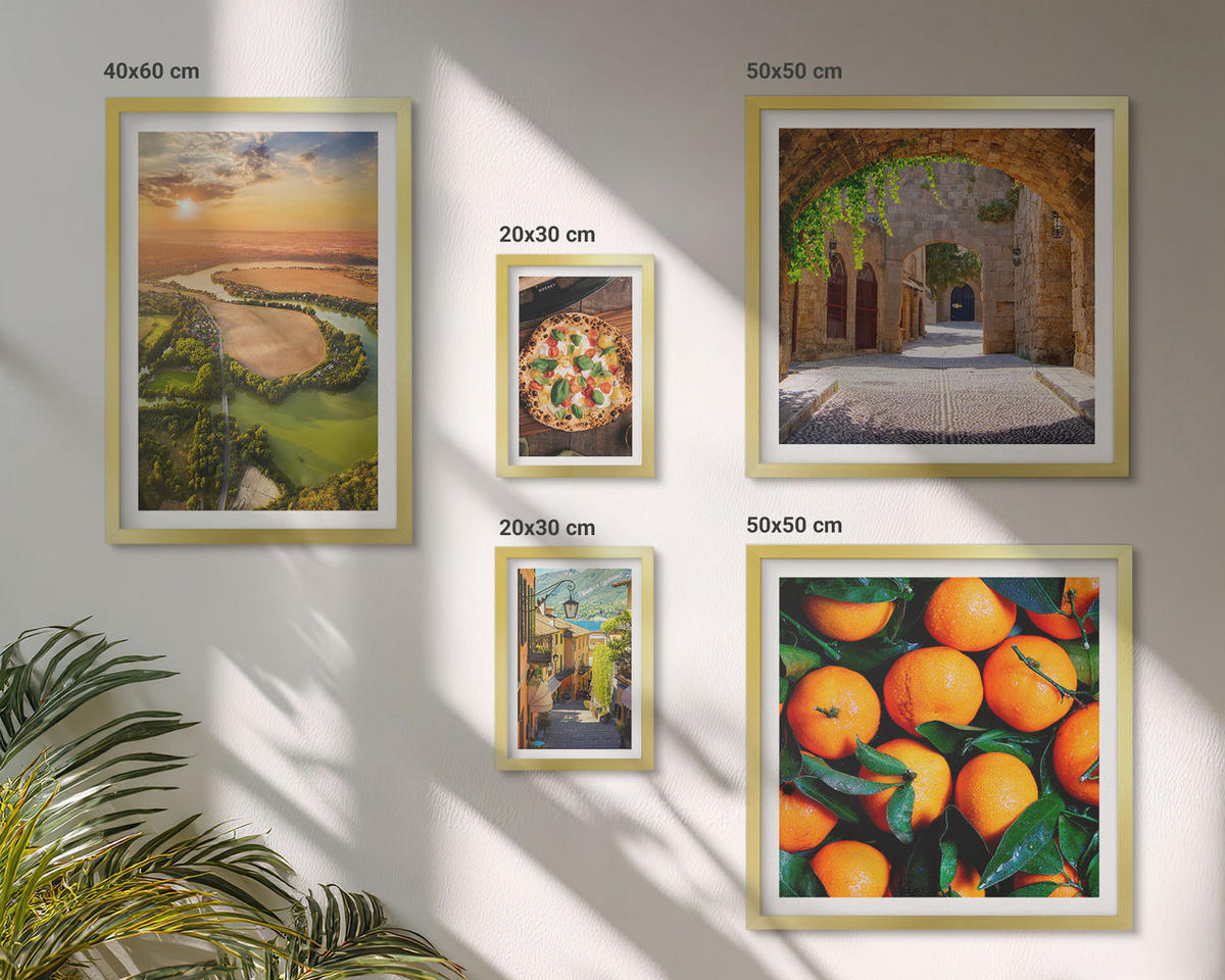 BILDER SET 5er Set - 50x50 cm & 20x30 cm & 40x60 cm Goldrahmen - Charmante Straßen mit Steinen - Goldfarben, Kunststoff (40/60cm) - TULUP