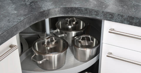 Eckschrank In Der Kuche Losungen Halbschrank Karussell Magiccorner Space Corner Le Mans Fur Kuchenecken Kuchenfinder