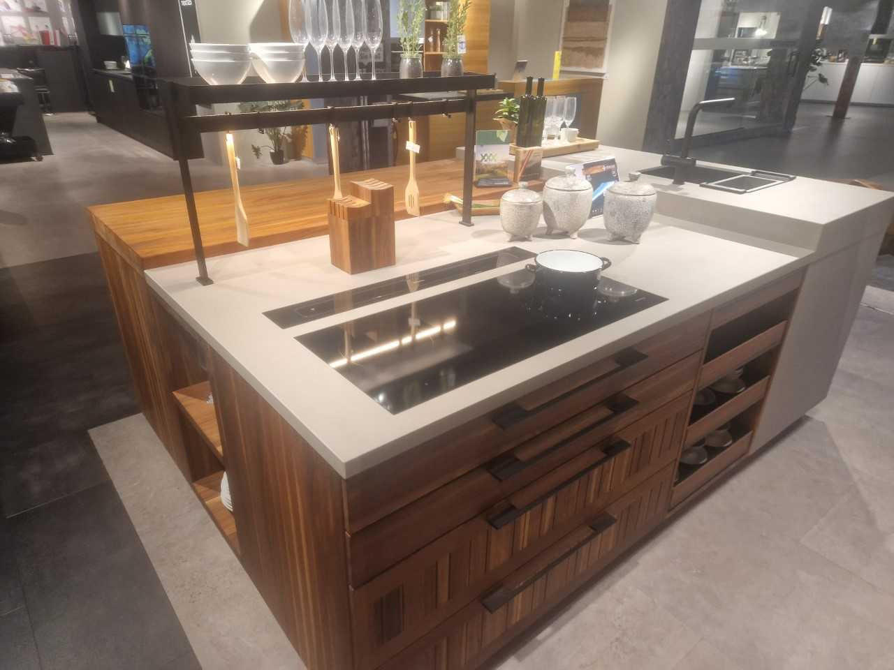 EINBAUKÜCHE ECHT ZEIT - TEAM 7