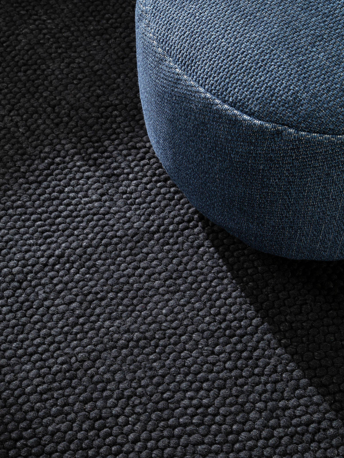 WOLLTEPPICH Beads Anthrazit 80x150 cm - Anthrazit, Textil (80/150cm) - benuta Pure