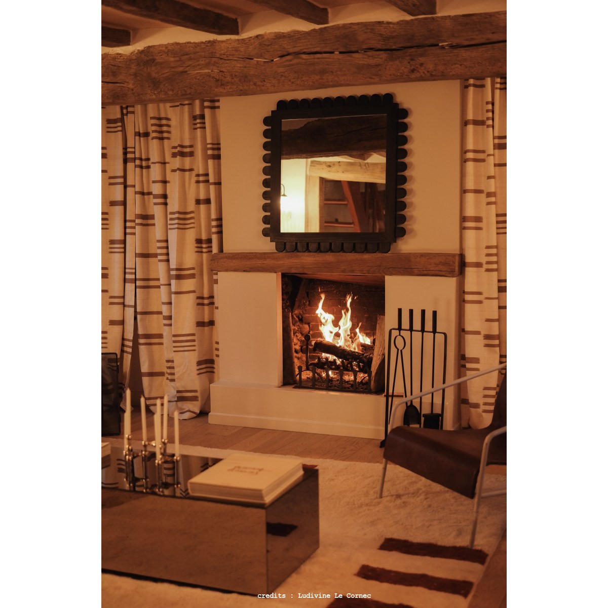 SPIEGEL Luca Schwarz aus Dunkles Mindiholz - Schwarz, Holz (92/92/4cm) - Tikamoon