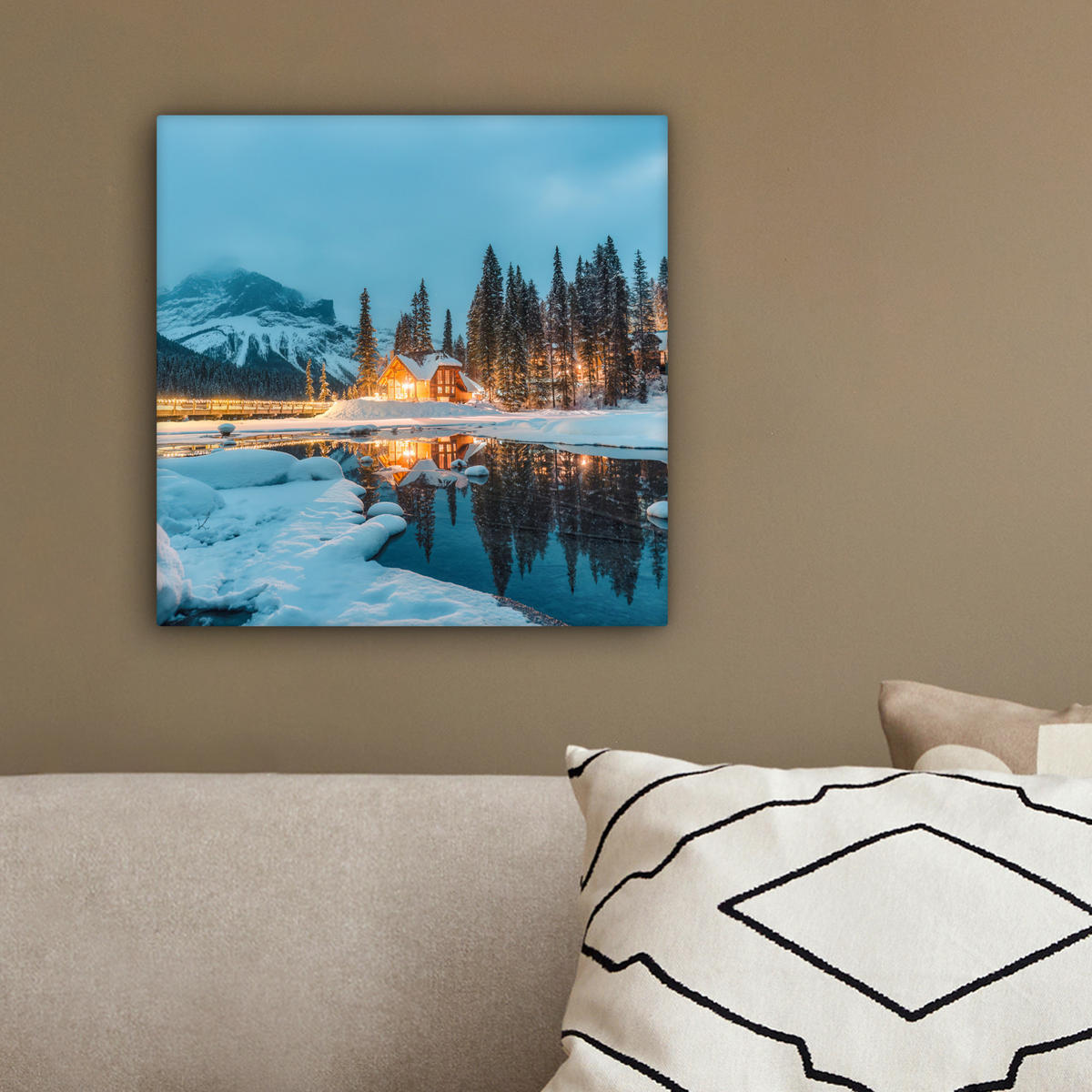 LEINWANDBILD Winterlandschaft - Natur - Haus - Berge - Schnee 20x20 cm - Hellblau, Textil (20/20cm) - MuchoWow