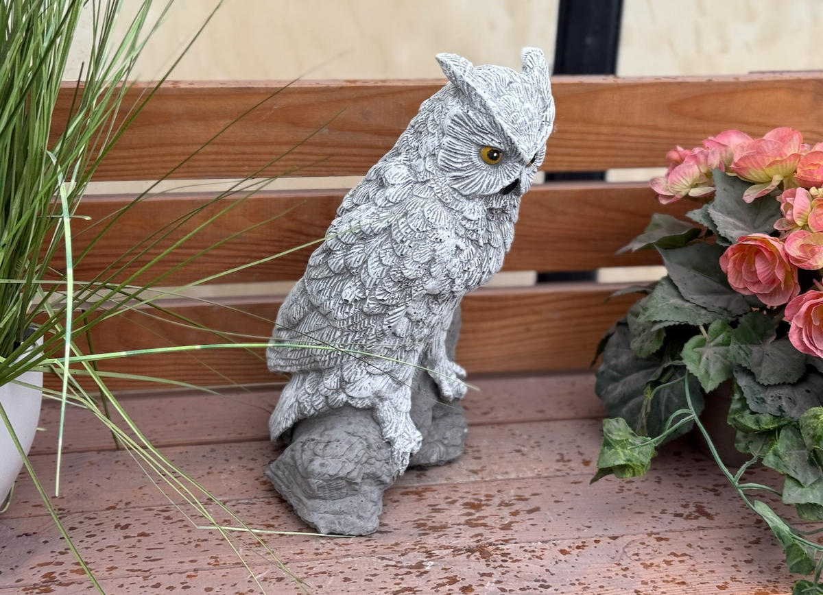 STEINFIGUR Eule auf Stein, frostfest, massiv - Grau, Stein (18/30/12cm) - stoneandstyle