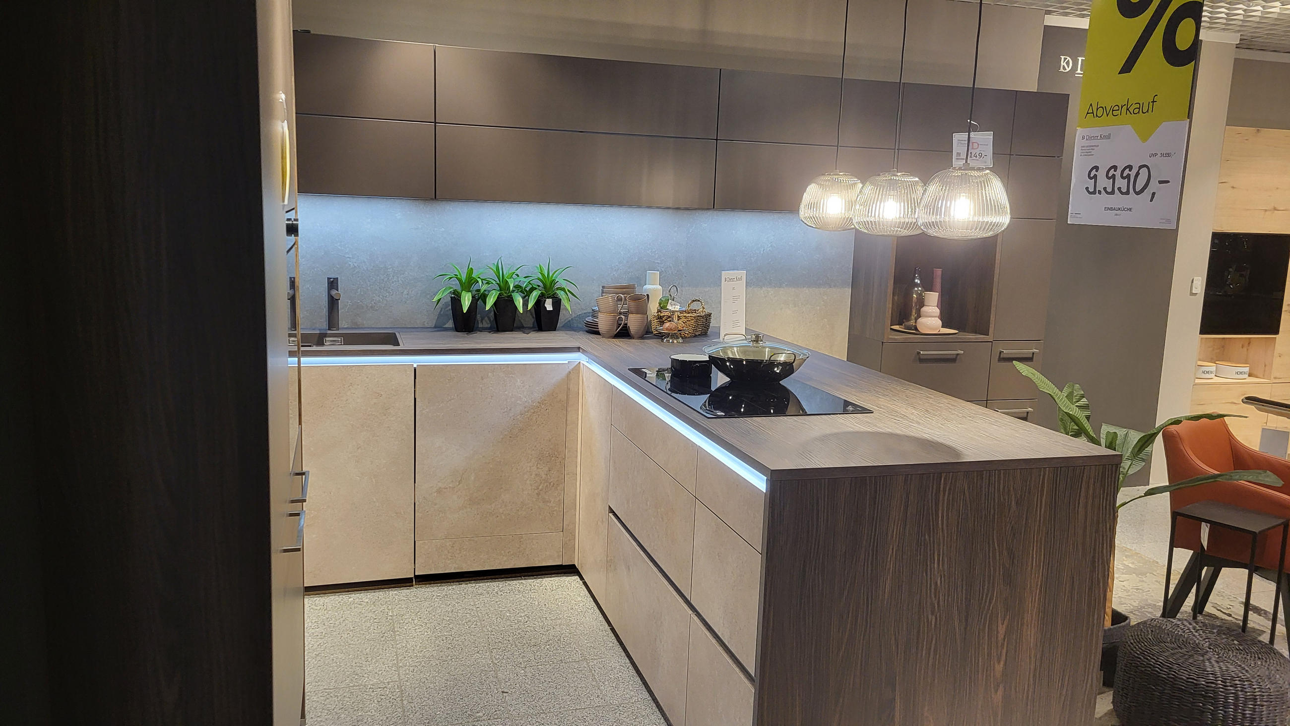 Dieter Knoll Küche inkl. Geräte (ohne Gschirrspüler) - Dieter Knoll