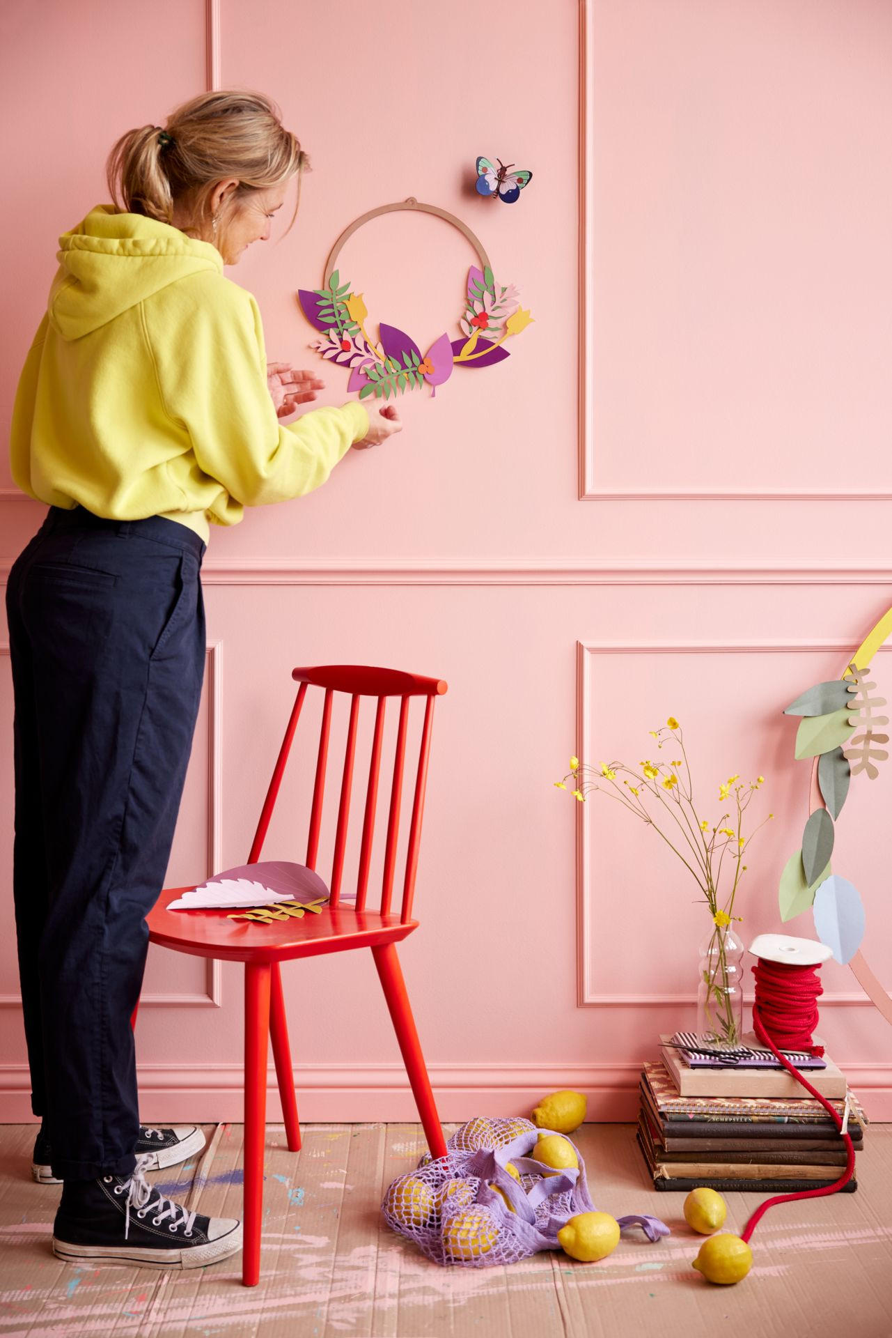 WANDDEKO Blumiger Schmetterling 31/31 cm - Multicolor, Wellpappe (31/31/1cm) - KUNSTLOFT