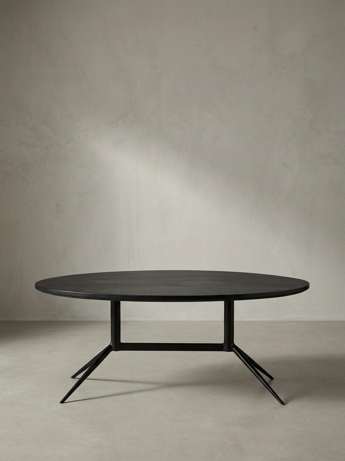COUCHTISCH Oval in Schwarz aus Mango Massivholz und Metall, 90x50x35 cm mit natürlicher Holzmaserung - Schwarz, Holz/Metall (50/90/35cm) - KADIMA DESIGN