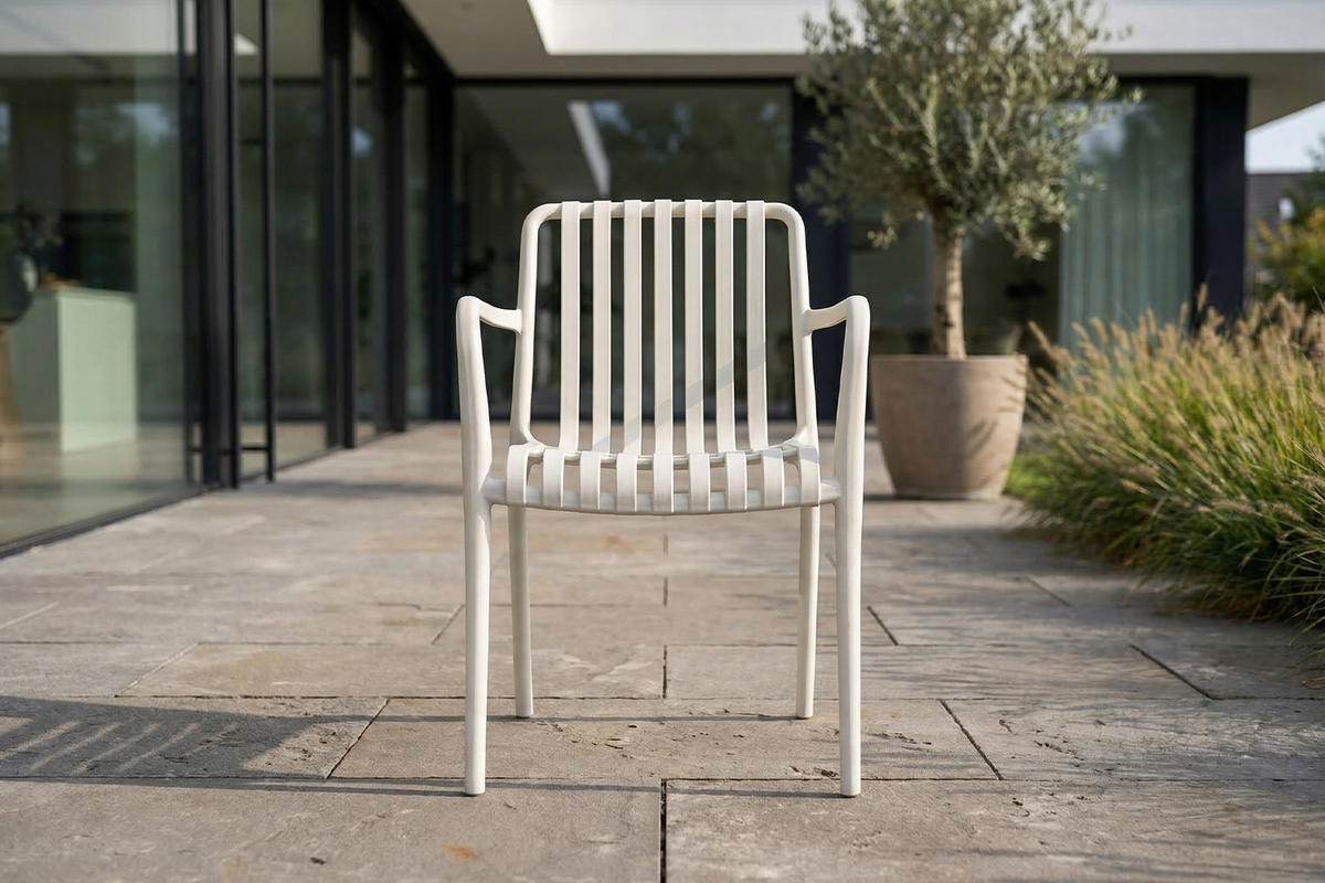 GARTENSTUHL MIAVA Cremeweiß Kunststoff Stapelbar - Creme, Kunststoff (56/81/57cm) - KAWOLA