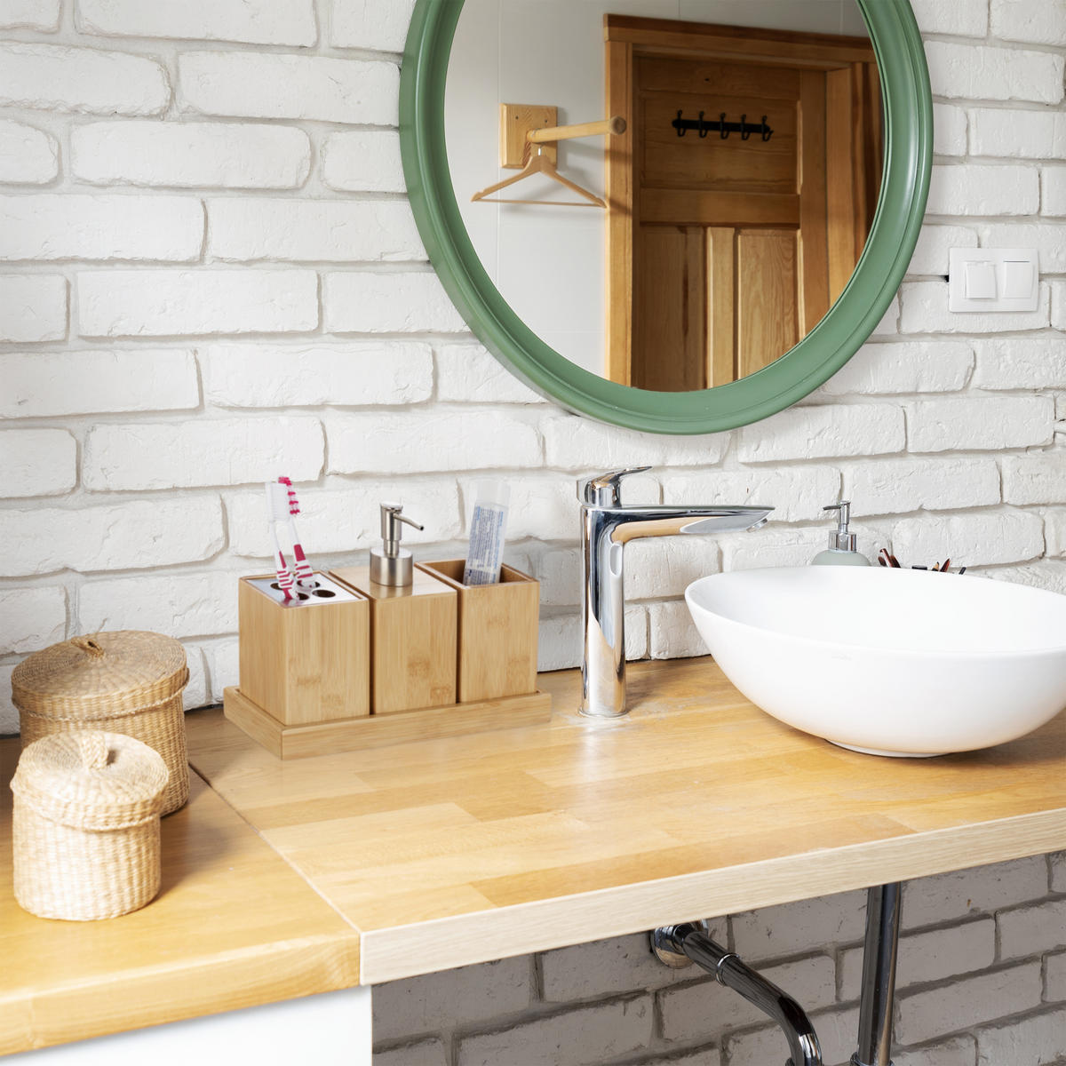 BADACCESSOIRES - Hellbraun, Holz/Metall (25/18/9.5cm) - Relaxdays