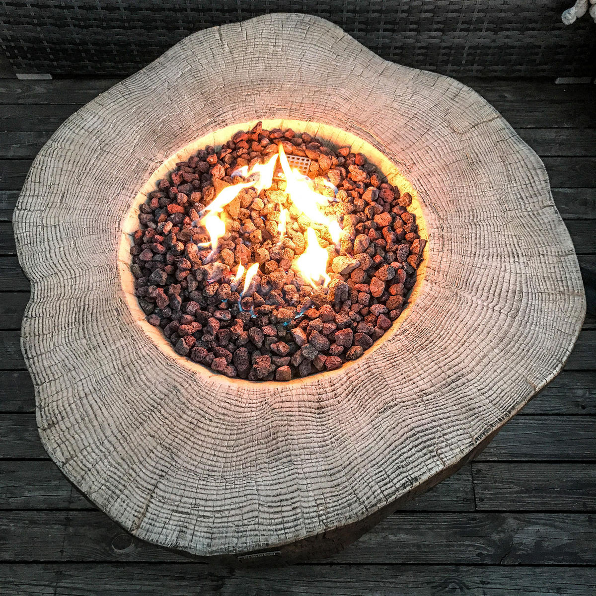 FEUERTISCH Manchester Gasfeuerstelle aus GF-Beton 106/100/43 cm - Rotbraun, Naturmaterialien (100/43/106cm) - Elementi