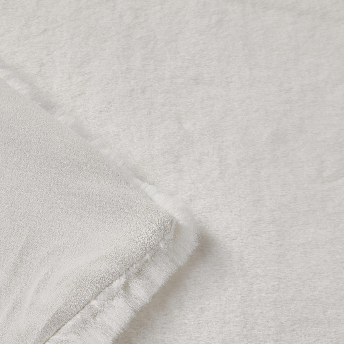 FELLDECKE Wild Thing - Weiß, Kunststoff (150/200cm) - Butlers