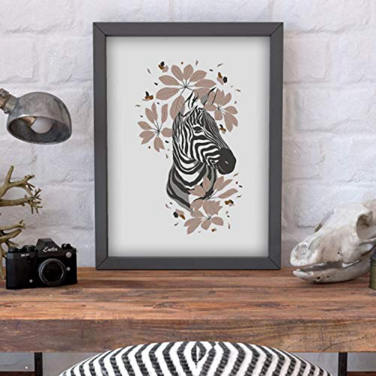 POSTER Set mit 4 GiraffenzebraKlinge, Blumen und Pflanzen aus dem Dschungel A3 Schwarzer Rahmen - Schwarz, Papier (29.7/3cm) - Nacnic
