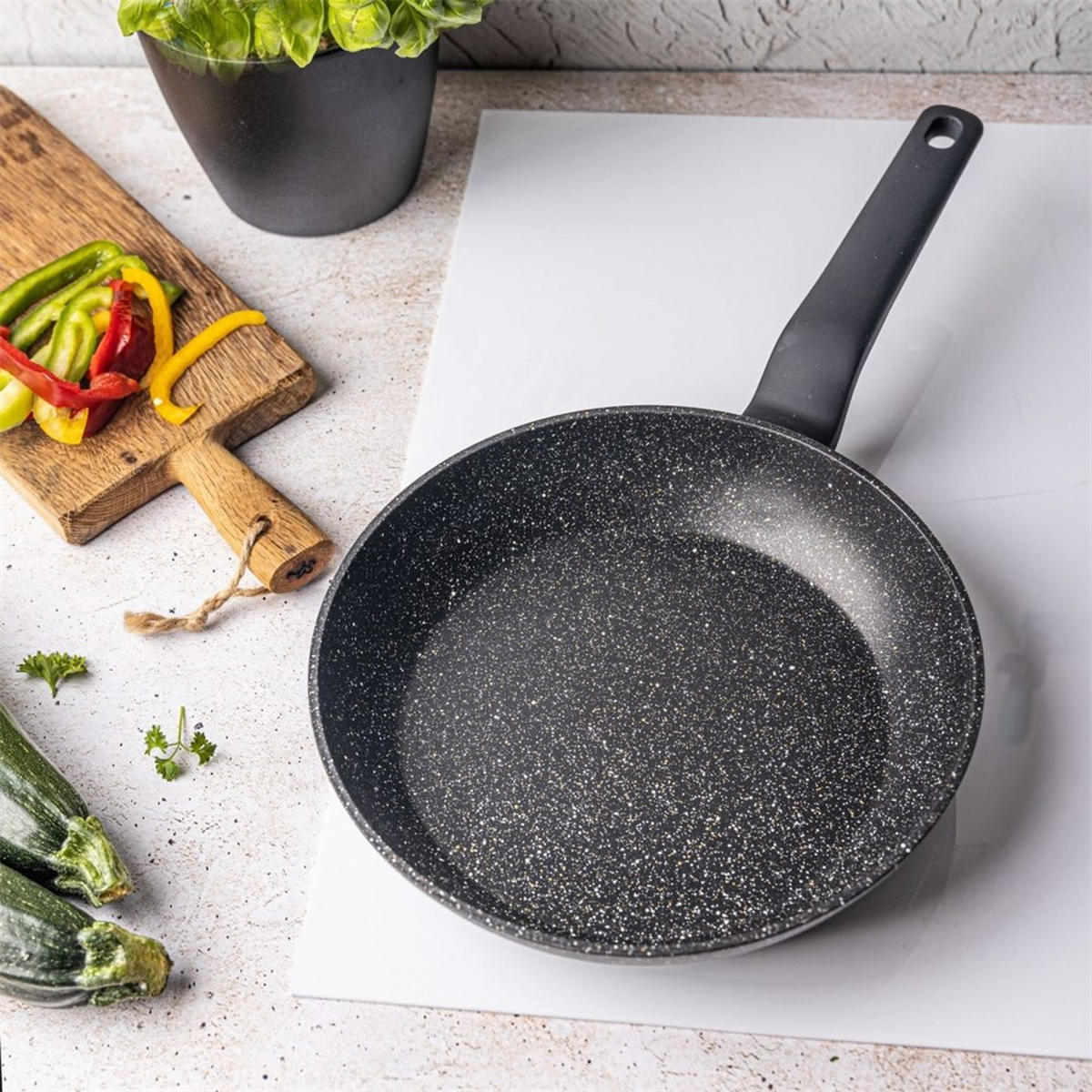 BRATPFANNE mit Marmorbeschichtung 24cm KB7664 - Schwarz, Metall (24cm) - Klausberg 