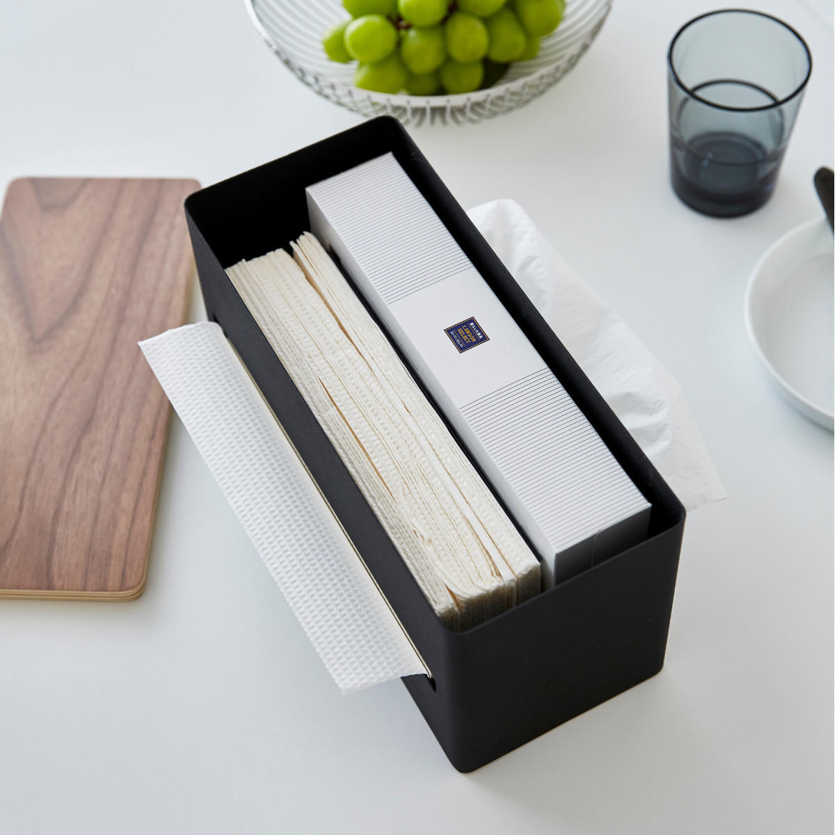 TASCHENTUCHHALTER - rin 26/11/14 cm - Schwarz, Metall (26/11/14cm) - Yamazaki