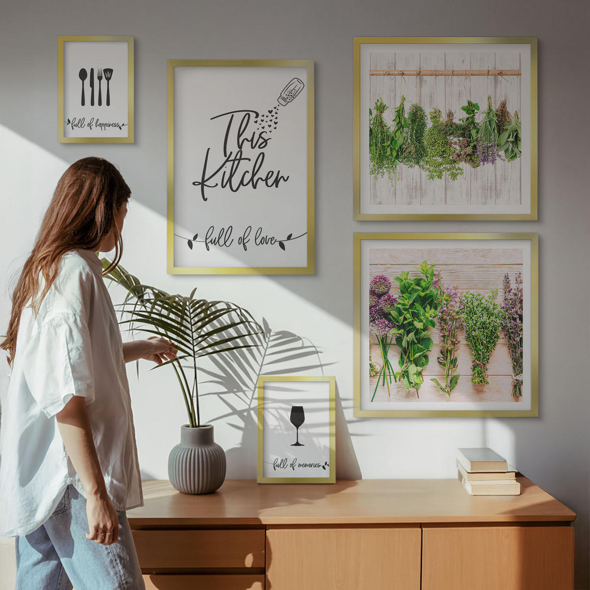 BILDER SET 5er Set - 50x50 cm & 20x30 cm & 40x60 cm Goldrahmen - Tisch aus Zitronenbaum - Goldfarben, Kunststoff (40/60cm) - TULUP