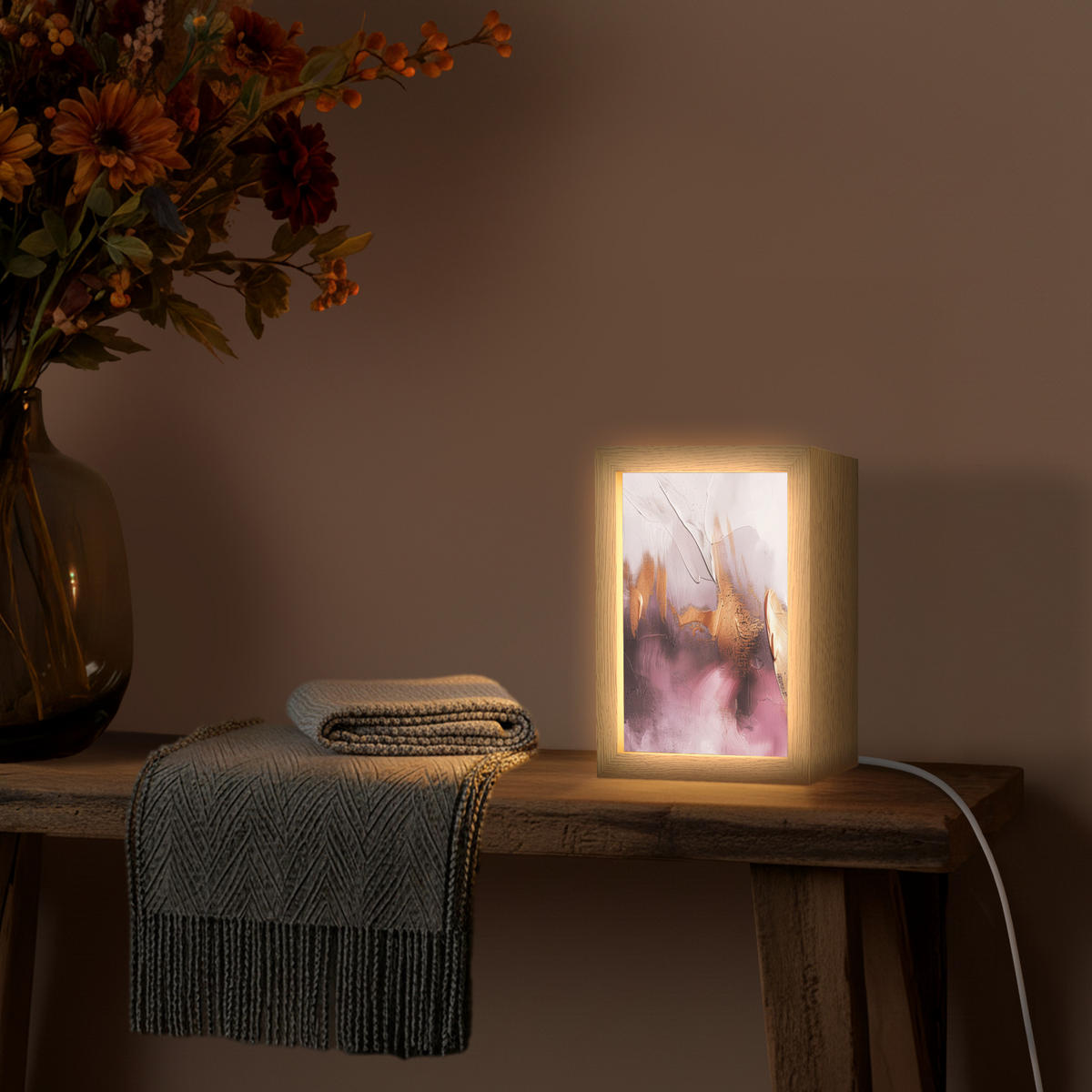 STOLNÍ LAMPA Fialová - abstraktní - barva - zlatá 15x20 cm - barva baltimore, kompozitní dřevo (8/15/20cm) - OnlyWow