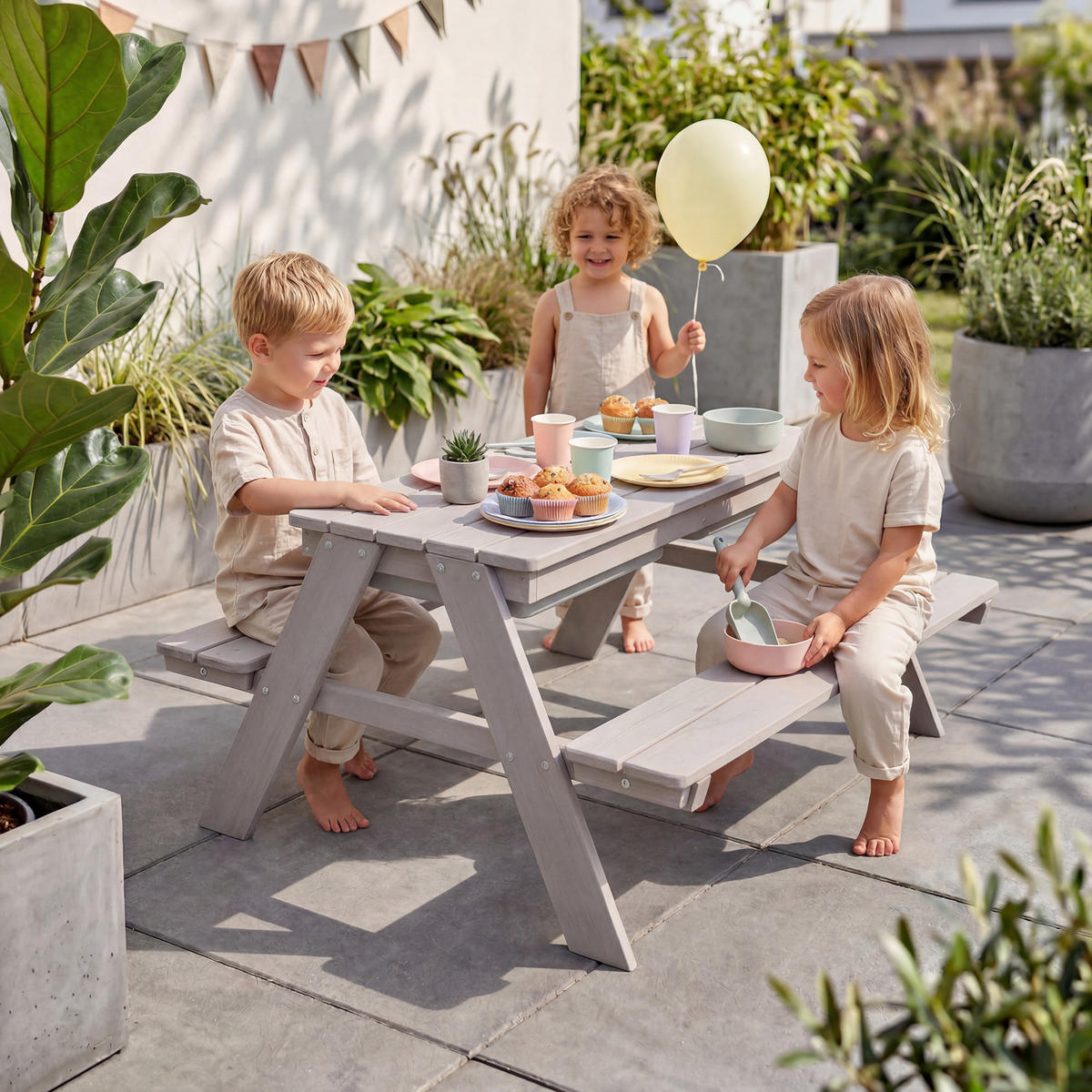 KINDERSITZGARNITUR OUTDOOR + mit Spielwannen und Bankkissen - Hellgrau, Holz - Roba