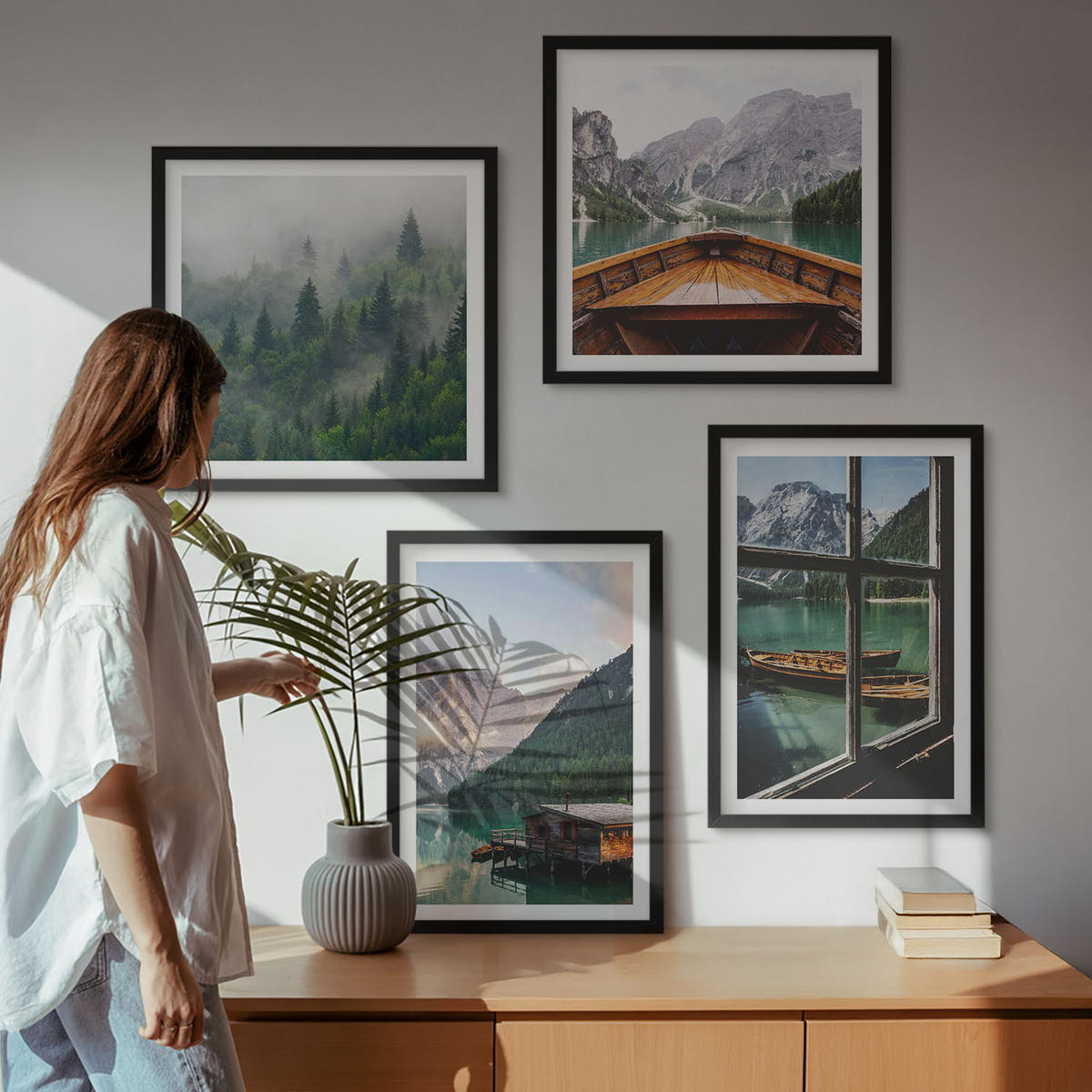 BILDER SET 4er Set - 50x50 cm & 40x60 cm Schwarzer Rahmen - Hütten am Bergsee Łódź - Schwarz, Kunststoff (50/50cm) - TULUP