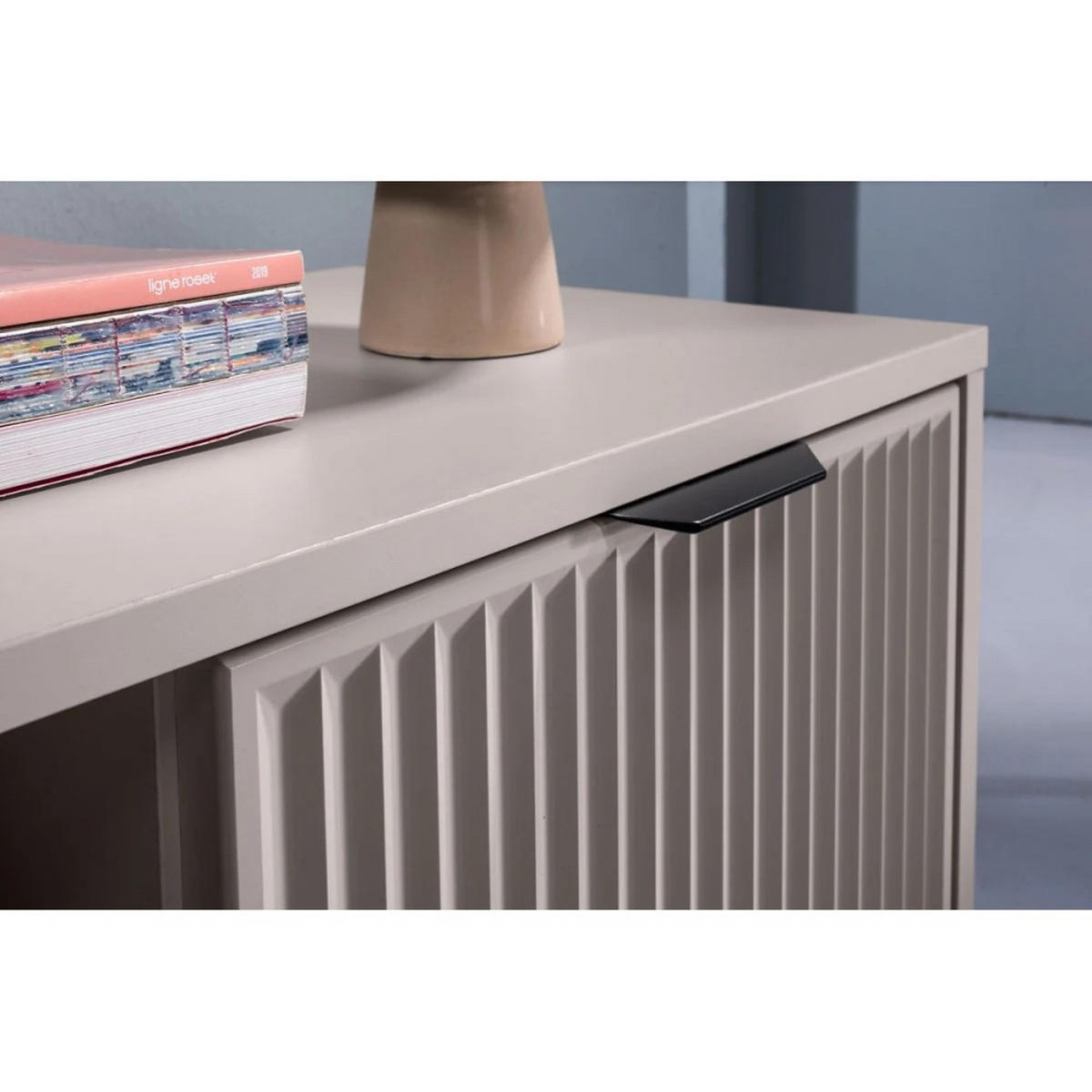 KOMMODE Linna 4D2S kaschmir 165 cm - Kaschmir/Schwarz, Holzwerkstoff/Metall (165/86/40cm) - Beautysofa