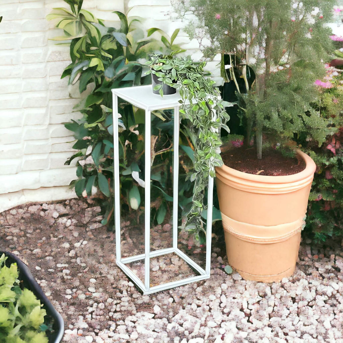 DANDIBO Blumenhocker Metall Weiß Eckig 60 cm Blumenständer Beistelltisch 96482 M Blumensäule Modern Pflanzenständer Pflanzenhocker - Weiß, Metall (23/60/23cm) - DanDiBo