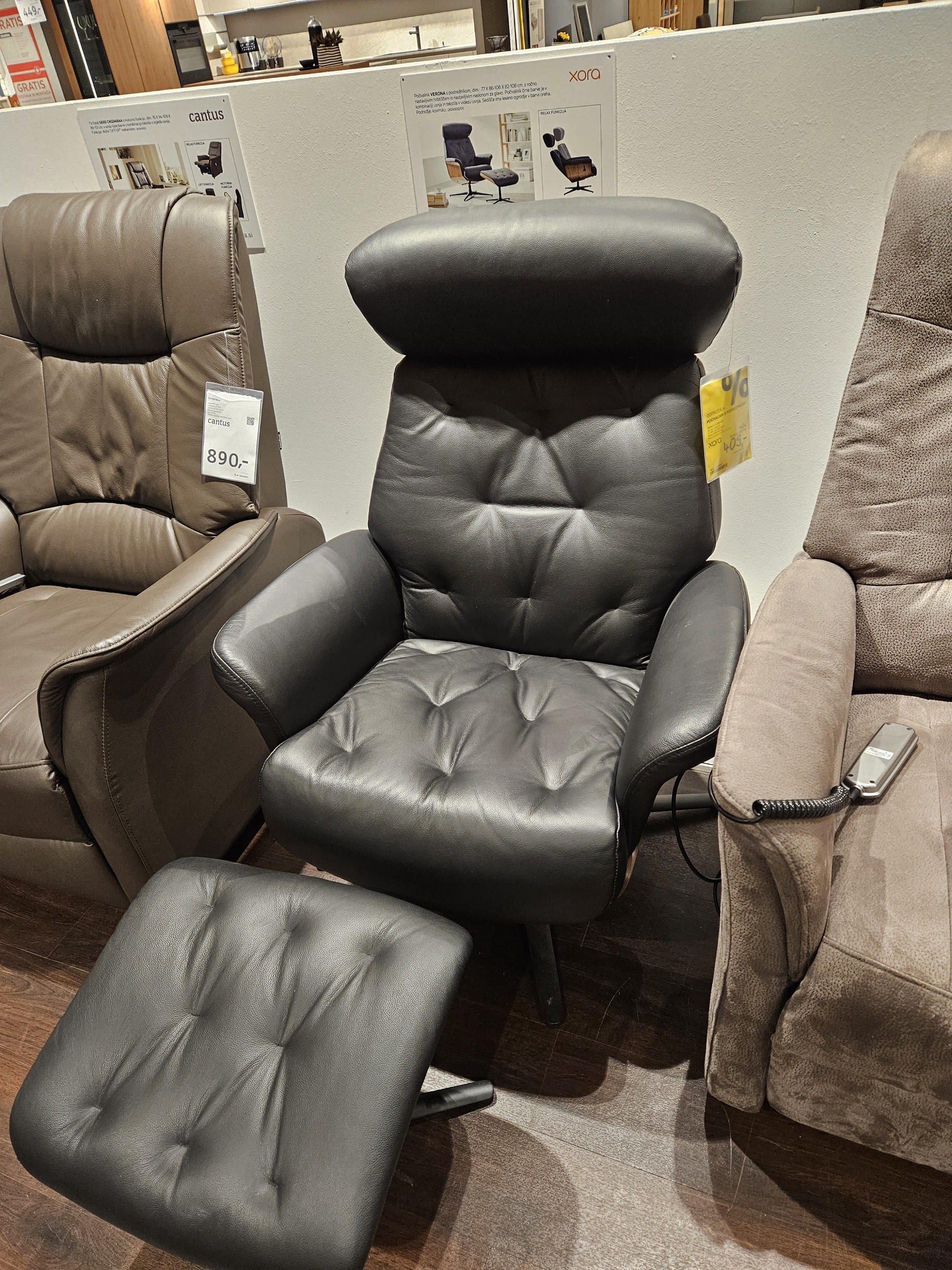 POČIVALNIK S PODNOŽNIKOM - Xora