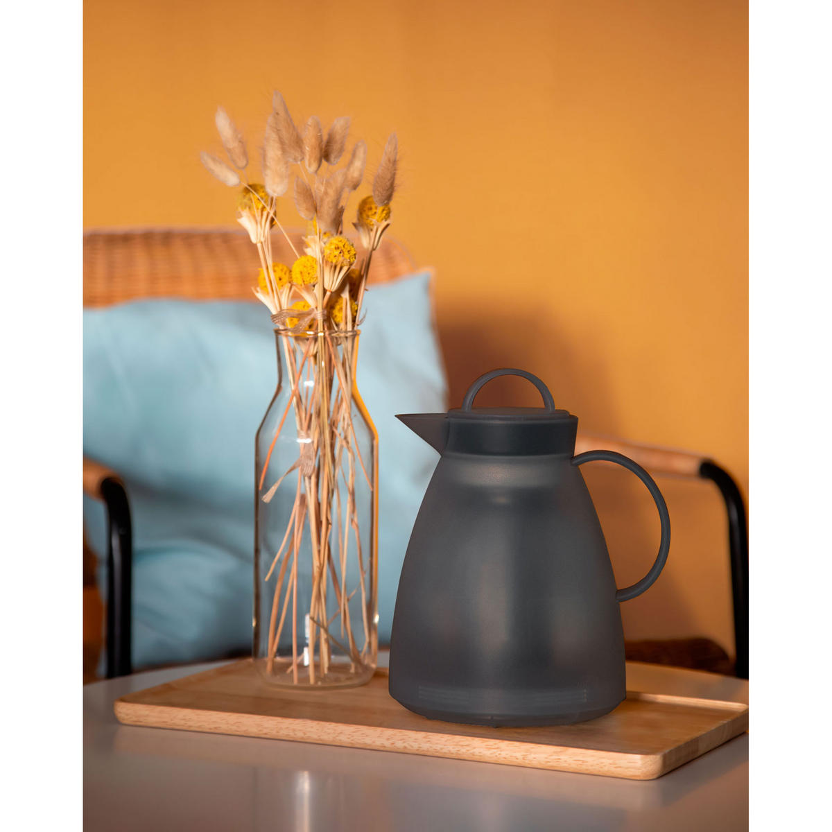 ISOLIERKANNE DAN TEA smoke 1 L - Grau, Metall (1L) - Alfi