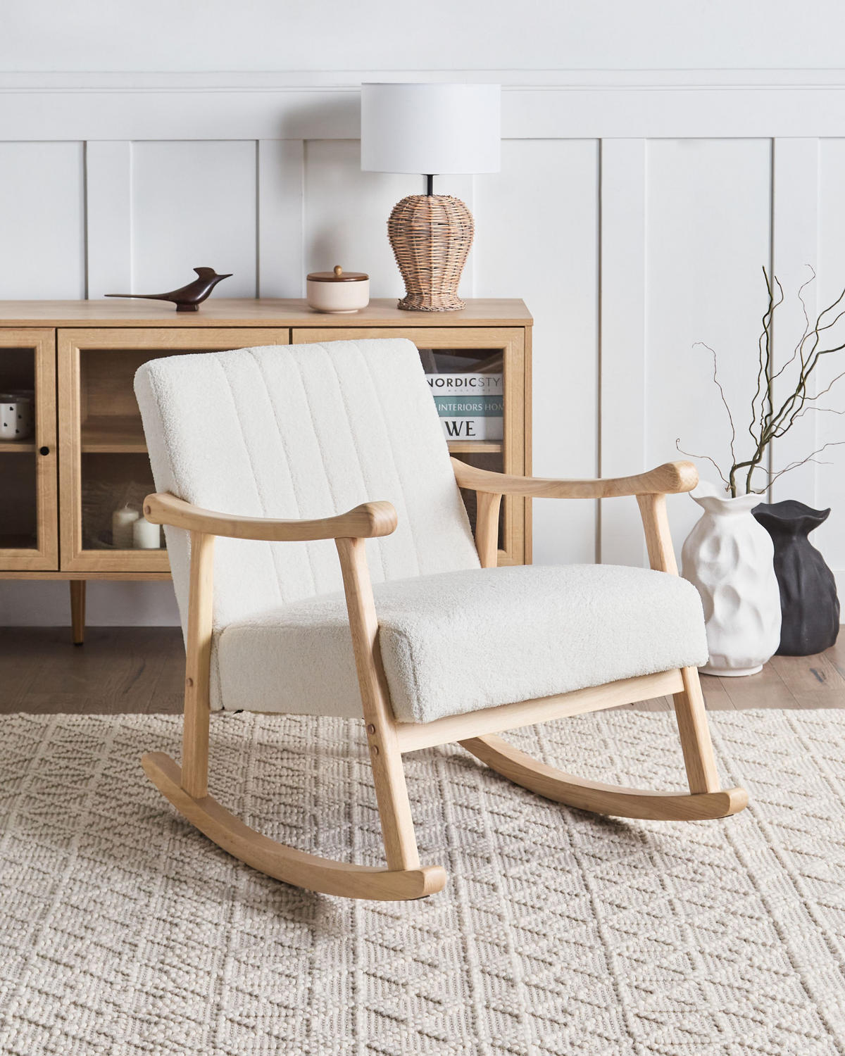 SCHAUKELSESSEL Cremeweiß Leknes - Weiß/Braun, Textil (63/78/96cm) - Beliani