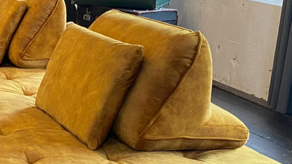 RÜCKENKISSEN WIOLO Gold Velvet - Goldfarben, Textil (80/46cm) - KAWOLA