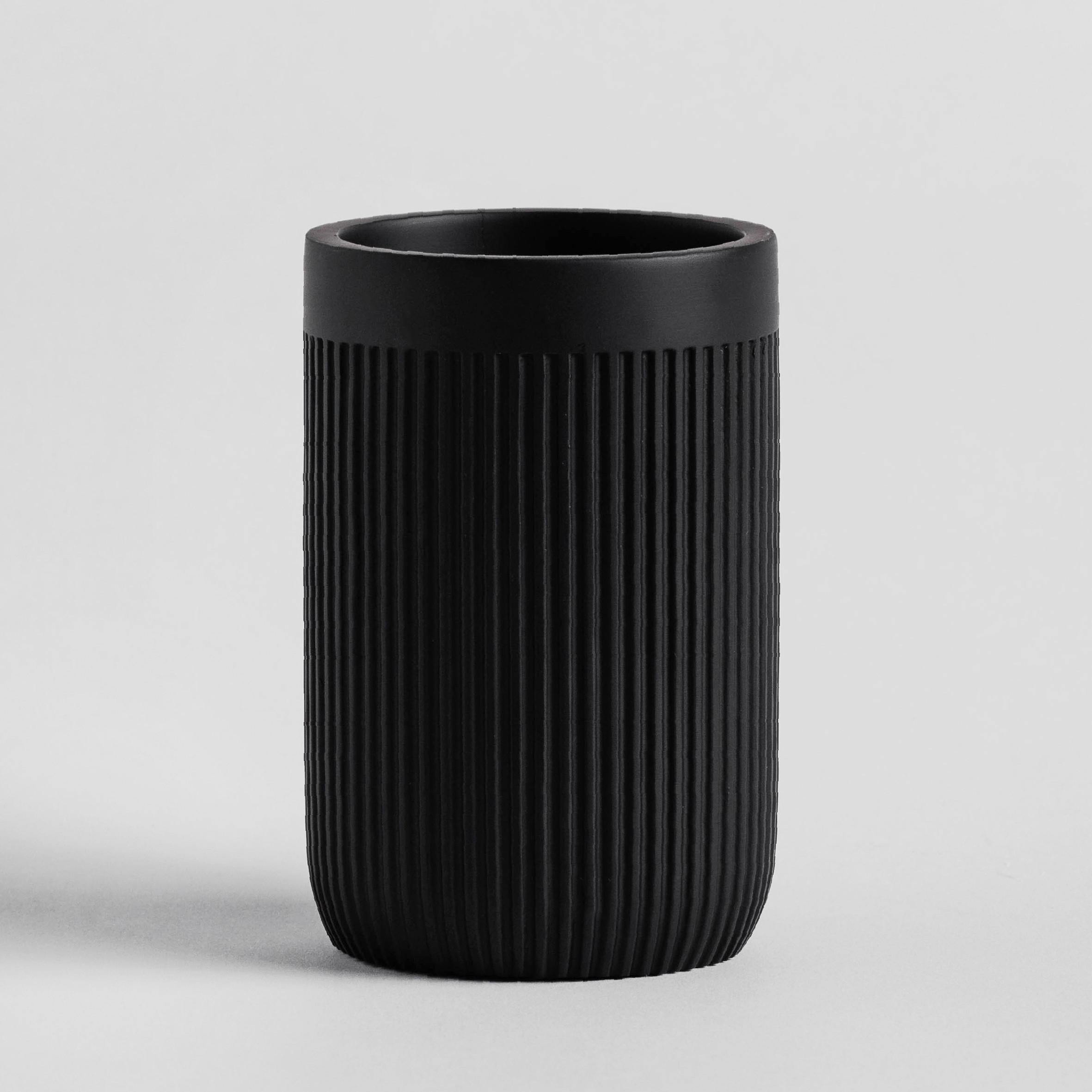 BECHER Maya - Schwarz, Kunststoff (7/11/7cm) - home&you