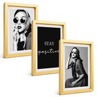 BILDER SET 3er Set - 20x30 cm Goldrahmen - Stilvolle Porträts von Frauen mit Brille - Goldfarben, Kunststoff (20/30cm) - TULUP