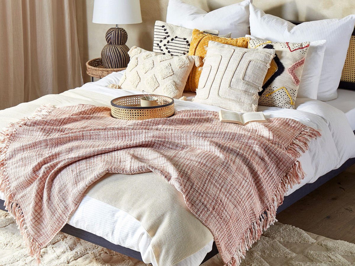 DECKE Goldbraun Deurali 125/150 cm - Braun, Textil (125/150cm) - Beliani