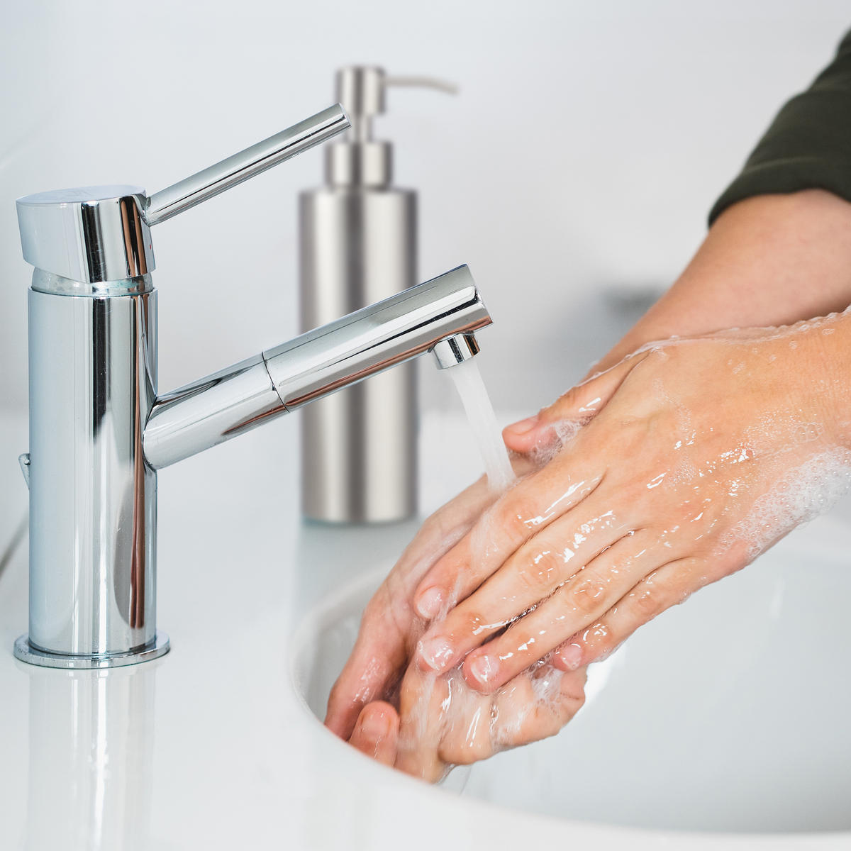 SEIFENSPENDER - Silberfarben, Metall (7/21/5.5cm) - Relaxdays