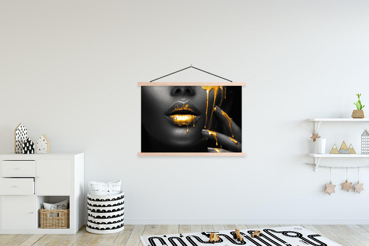 POSTER Frau - Schwarz - Gold - Gesicht - Lippen 120x80 cm - Goldfarben, Textil (120/80/0.15cm) - MuchoWow