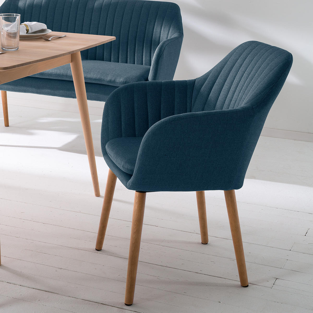 ARMLEHNENSTUHL - Textil / Massivholz - Blau/Eichefarben, Eichenholz/Holz (57/83/61cm) - home24