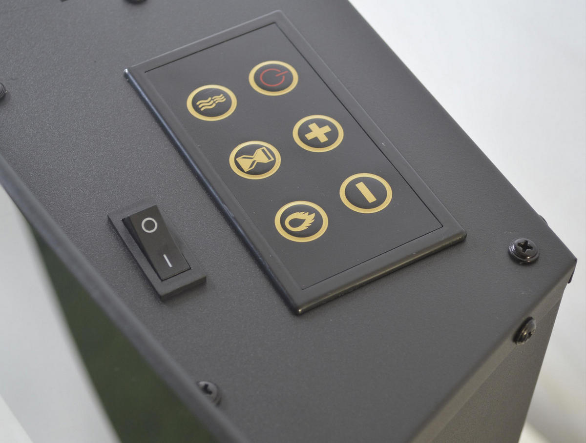 ELEKTROKAMIN Schwarz Bodenmodell mit integrierter Heizung 2000 W - Schwarz, Glas (66/52/16cm) - Purline