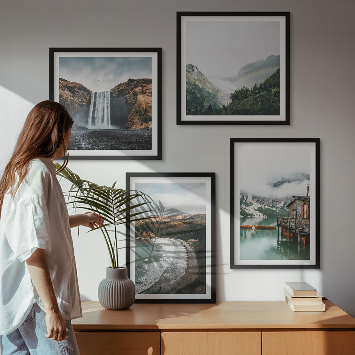 BILDER SET 4er Set - 50x50 cm & 40x60 cm Schwarzer Rahmen - Bergstrände Wolken Wasser - Schwarz, Kunststoff (50/50cm) - TULUP