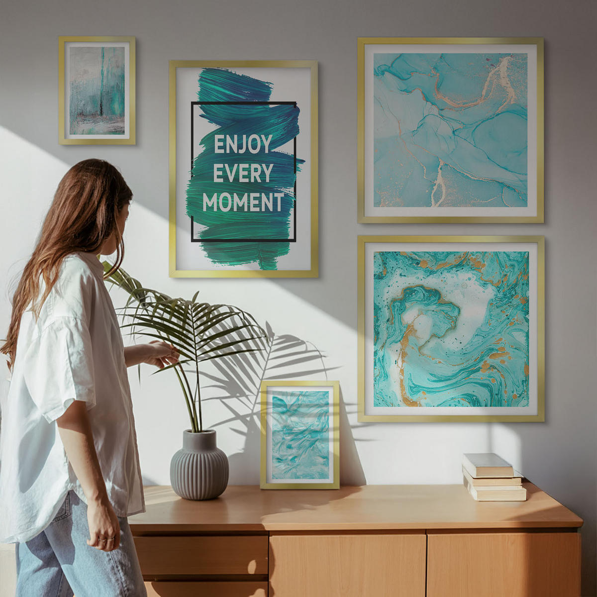 WANDBILDER 5er Set - 50x50 cm & 20x30 cm & 40x60 cm Goldrahmen - Farbenfrohe Abstraktionen, Gesichter, Formen - Goldfarben, Kunststoff (40/60cm) - ArtPrintCave