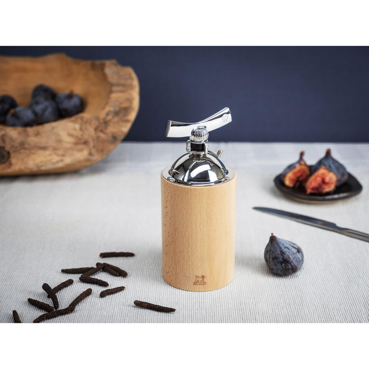 PFEFFERMÜHLE Isen 16cm für Langpfeffer Buchenholz Natur Stahlmahlwerk - Braun, Holz (7.7/16/7.7cm) - PEUGEOT