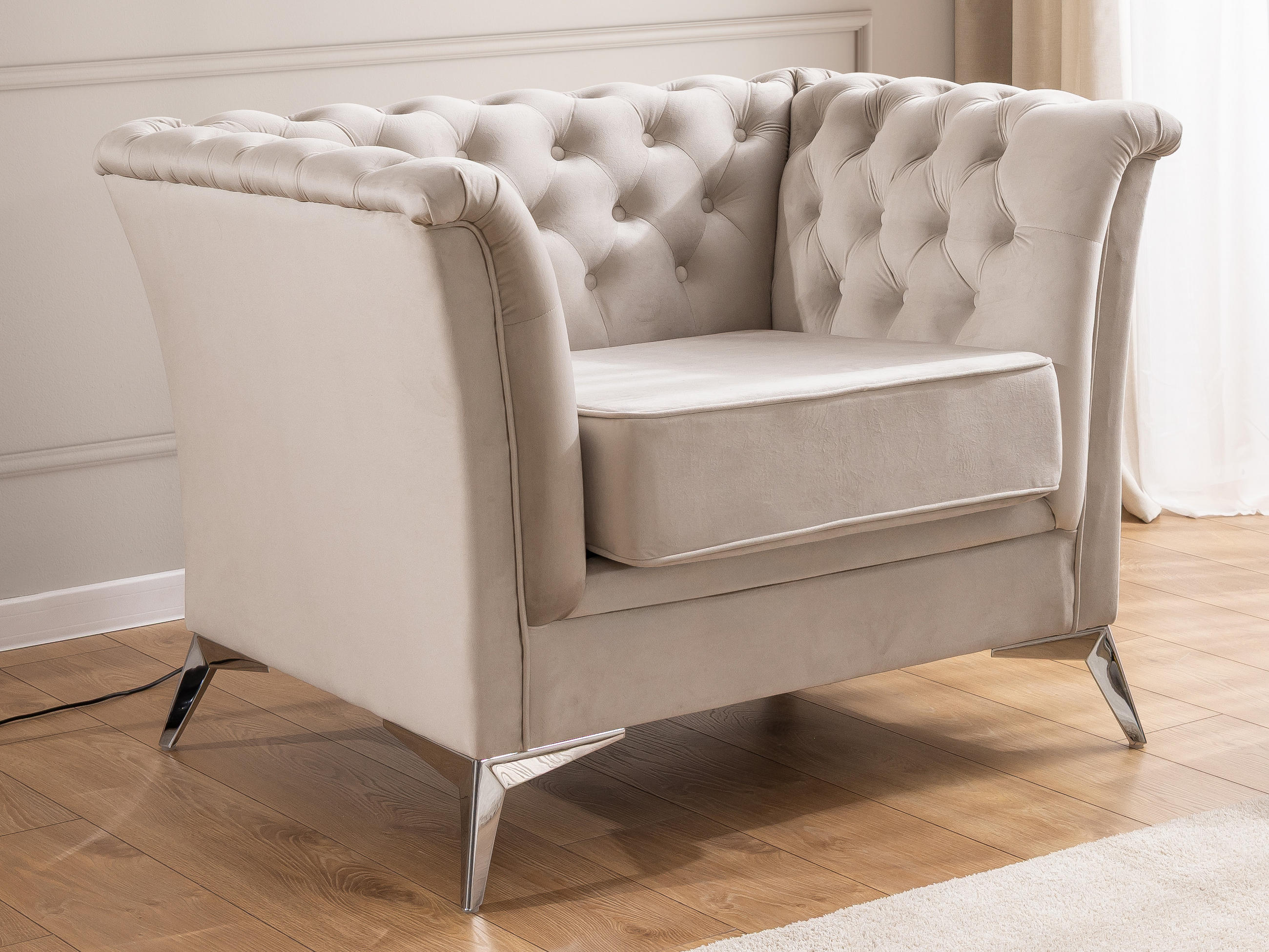 CHESTERFIELD-SESSEL Whitby Beige Samt mit silbernen Füßen - Beige/Silberfarben, Holz/Textil (116/78/82cm) - S-Style Möbel