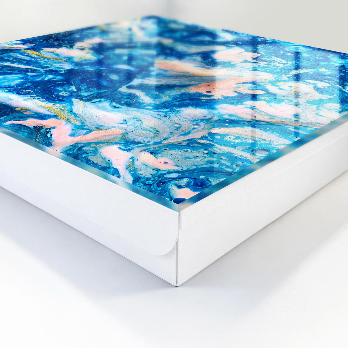 SCHLÜSSELBOX Weiß 30x30 cm – Türöffnung nach rechts - Bunte Wirbel - Blau, Metall (30/30/5cm) - TULUP